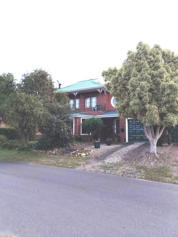 4 Bedroom Property for Sale in Onrus Western Cape